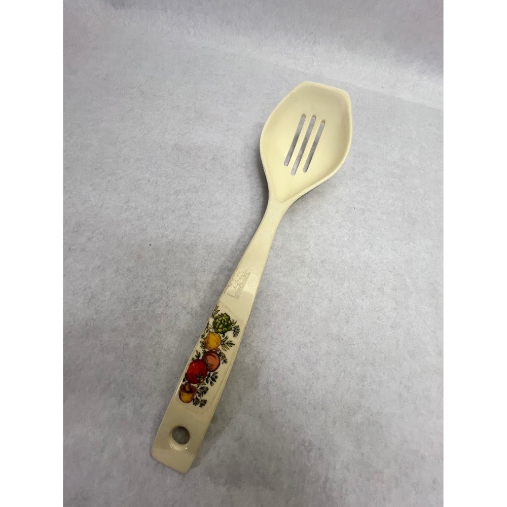 Vintage Melamine Slotted Spoon Vegetable Harvest Motif Cream S-1076 Taiwan 12in
